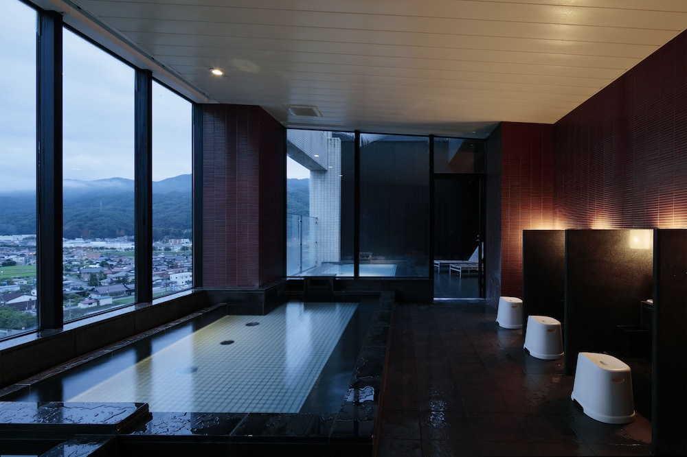 Candeo Hotels Chino 46/60