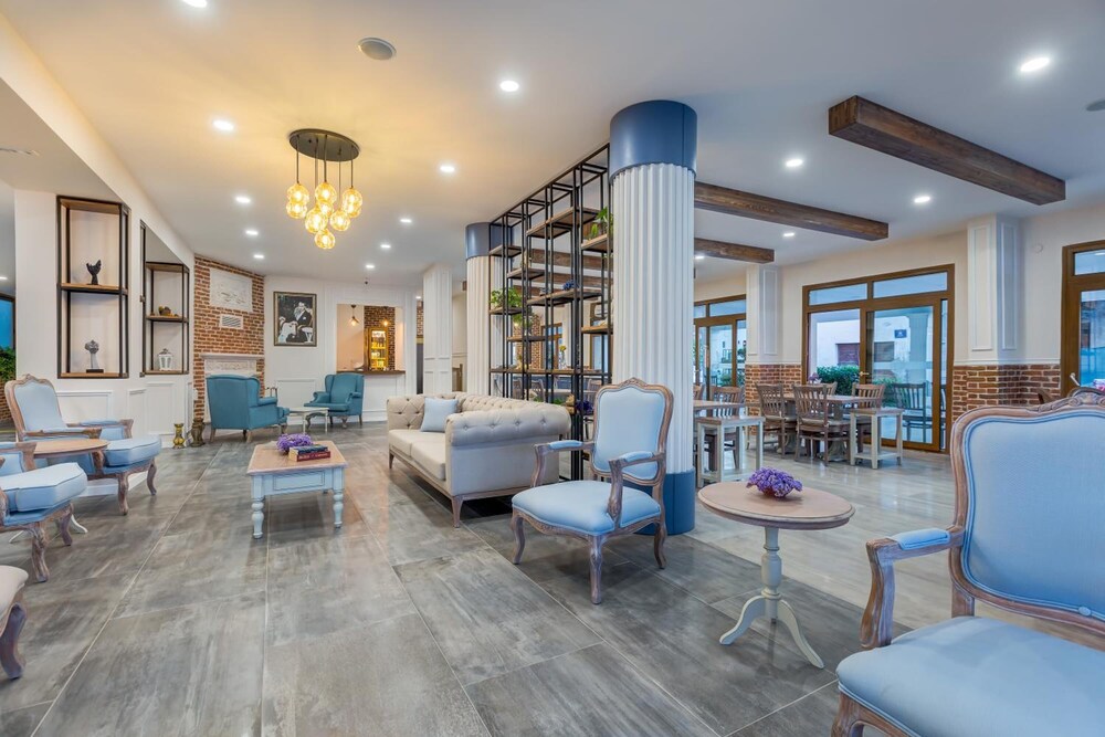 Hanedan Hotel 20/40