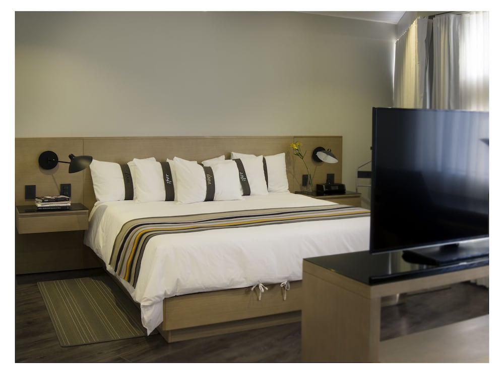 CASA GRANDE SUITES 6/42