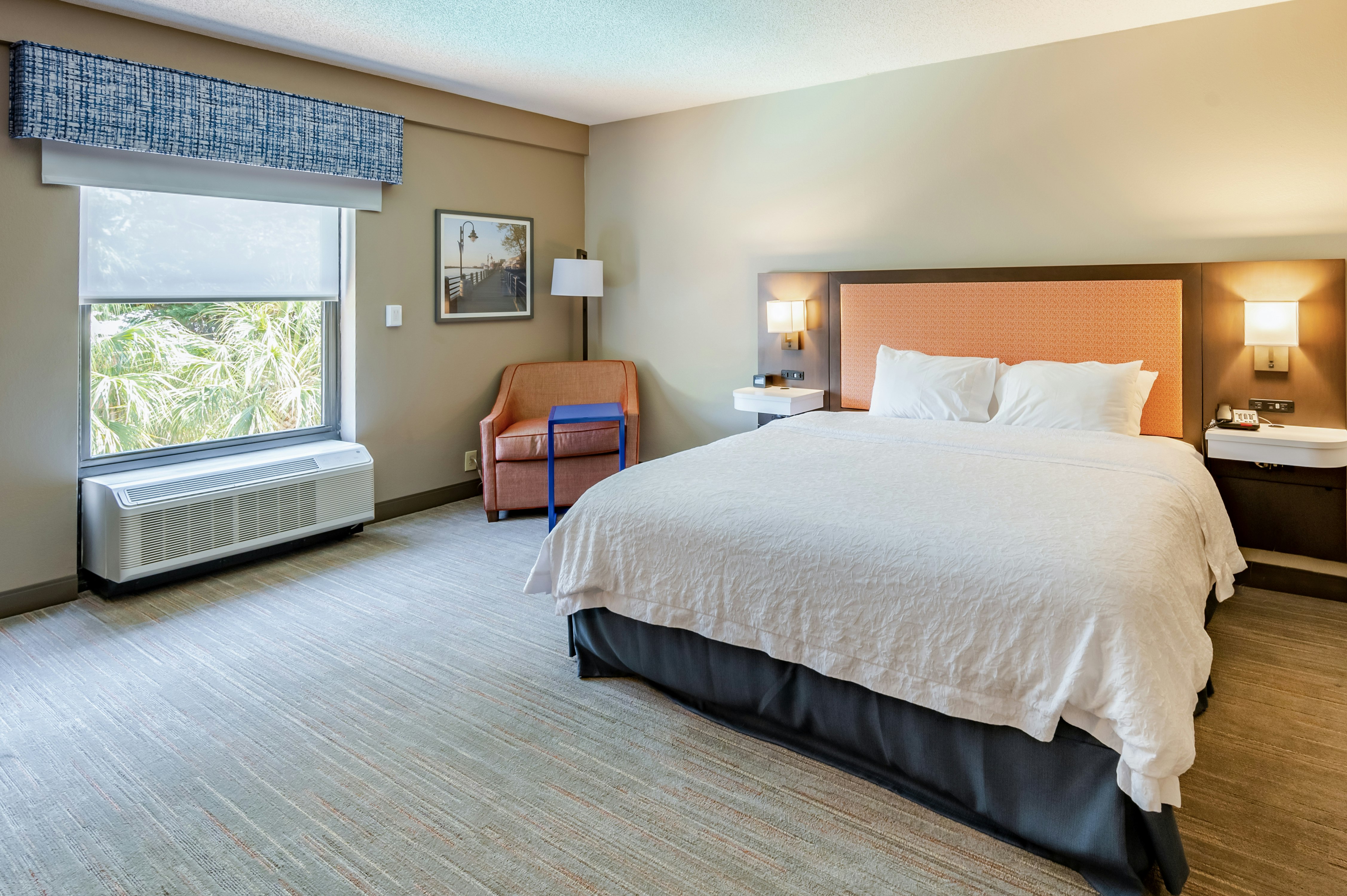 ROOM, KING BED, ACCESSIBLE