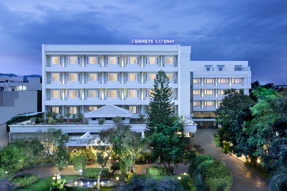 Hotel Cenneys Gateway 1/49