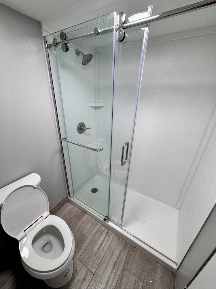 Hawthorn Extended Stay by Wyndham Columbia / Ft. Jackson 50/55