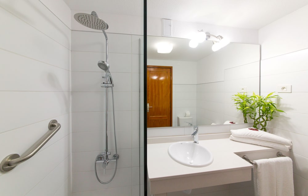 1 Bedroom, Apartment, Twin Beds, Sea View, Sofa, Apartamentos Centrocancajos 5/5
