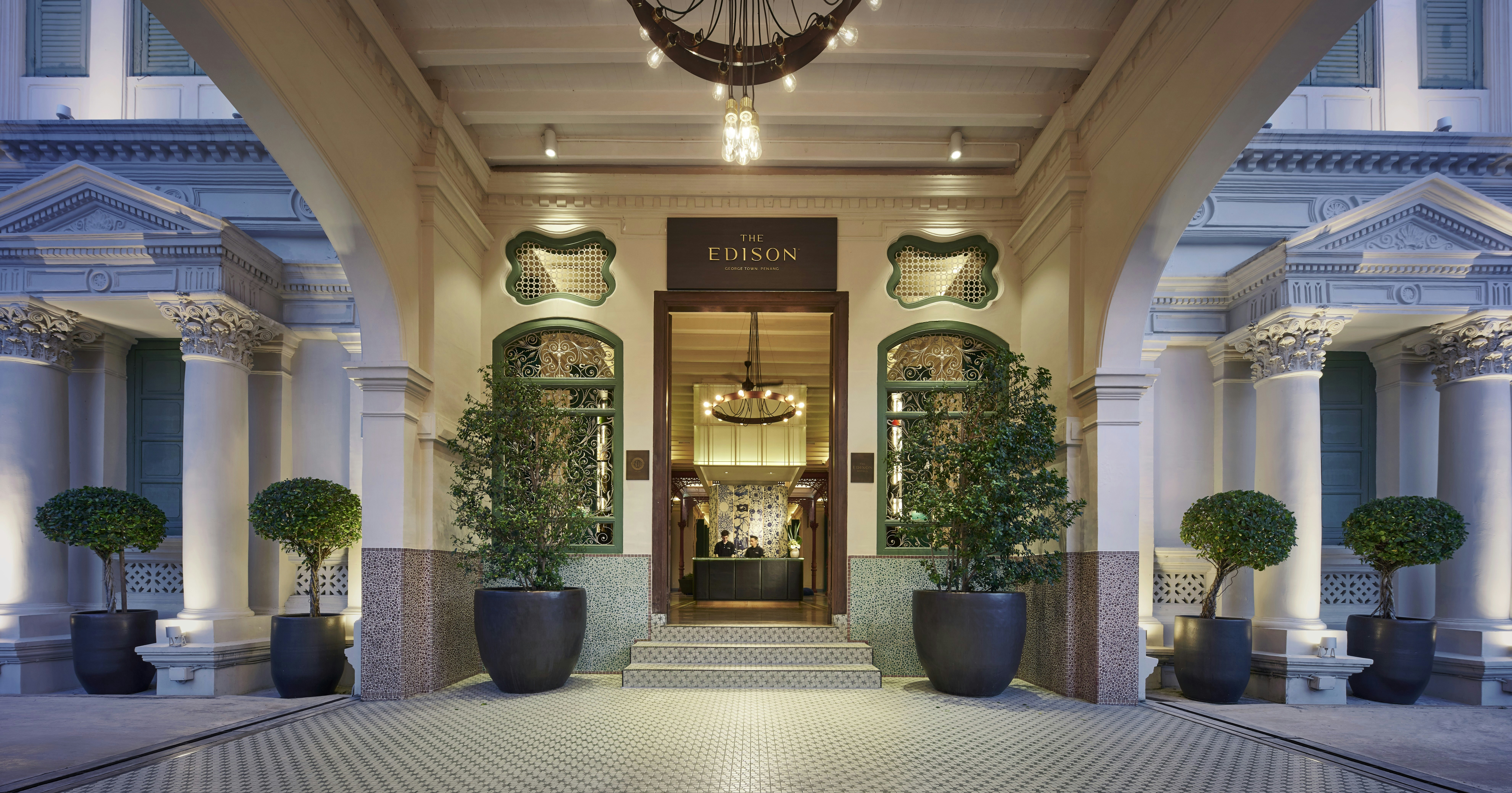 The Edison George Town 2/32