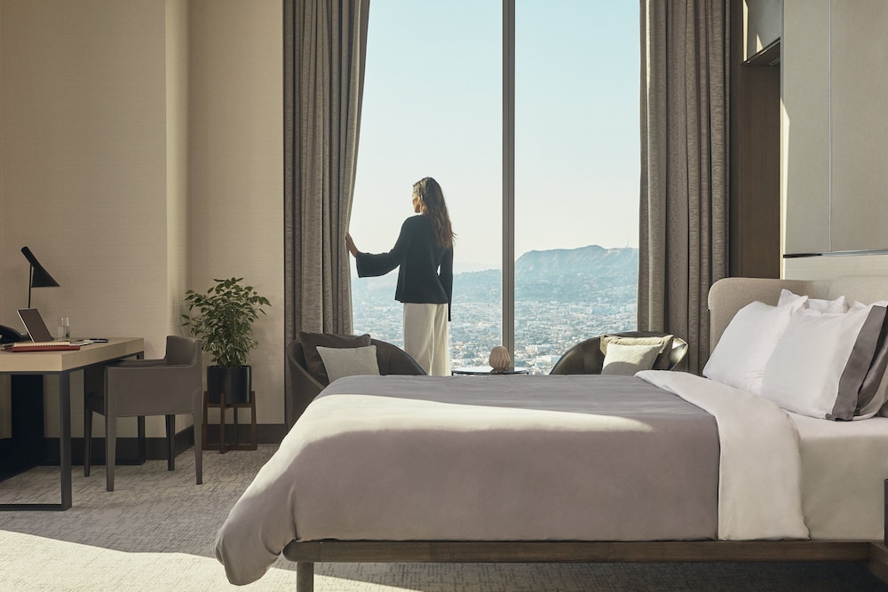 INTERCONTINENTAL LOS ANGELES DOWNTOWN 16/79