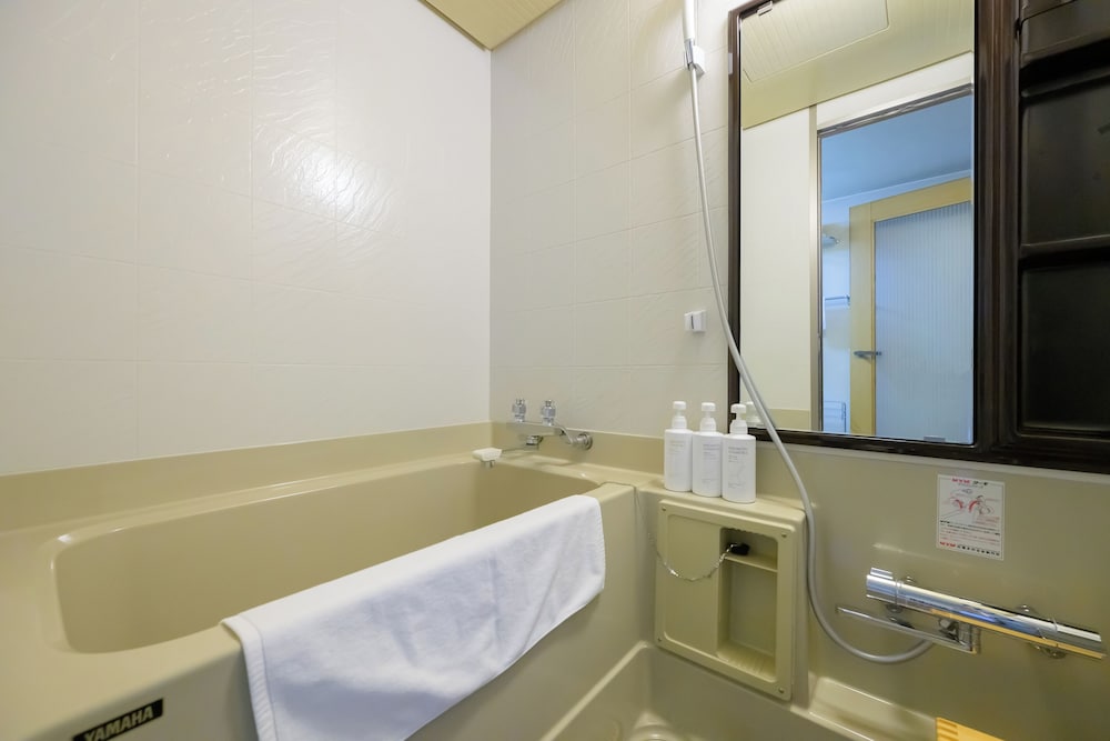 Hotel Shiojitei 50/50