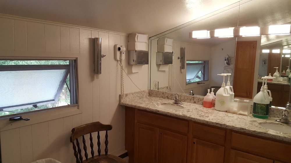 St Moritz Lodge Condos 67/69