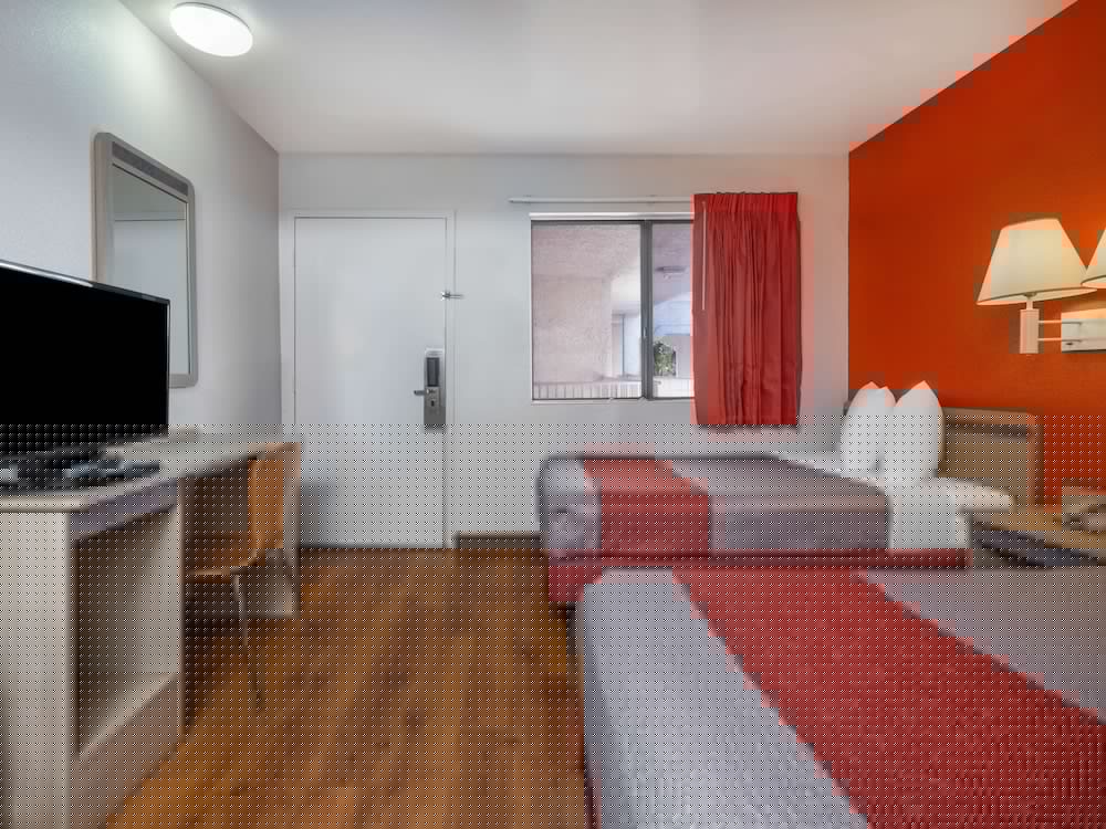 Motel6 Oceanside, CA 27/62