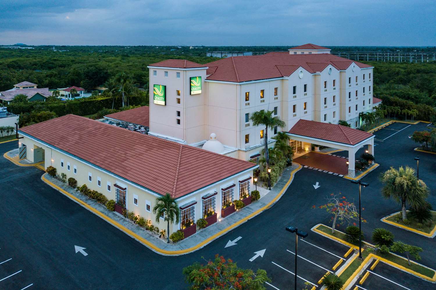 Four Points by Sheraton Santo Domingo 1/10