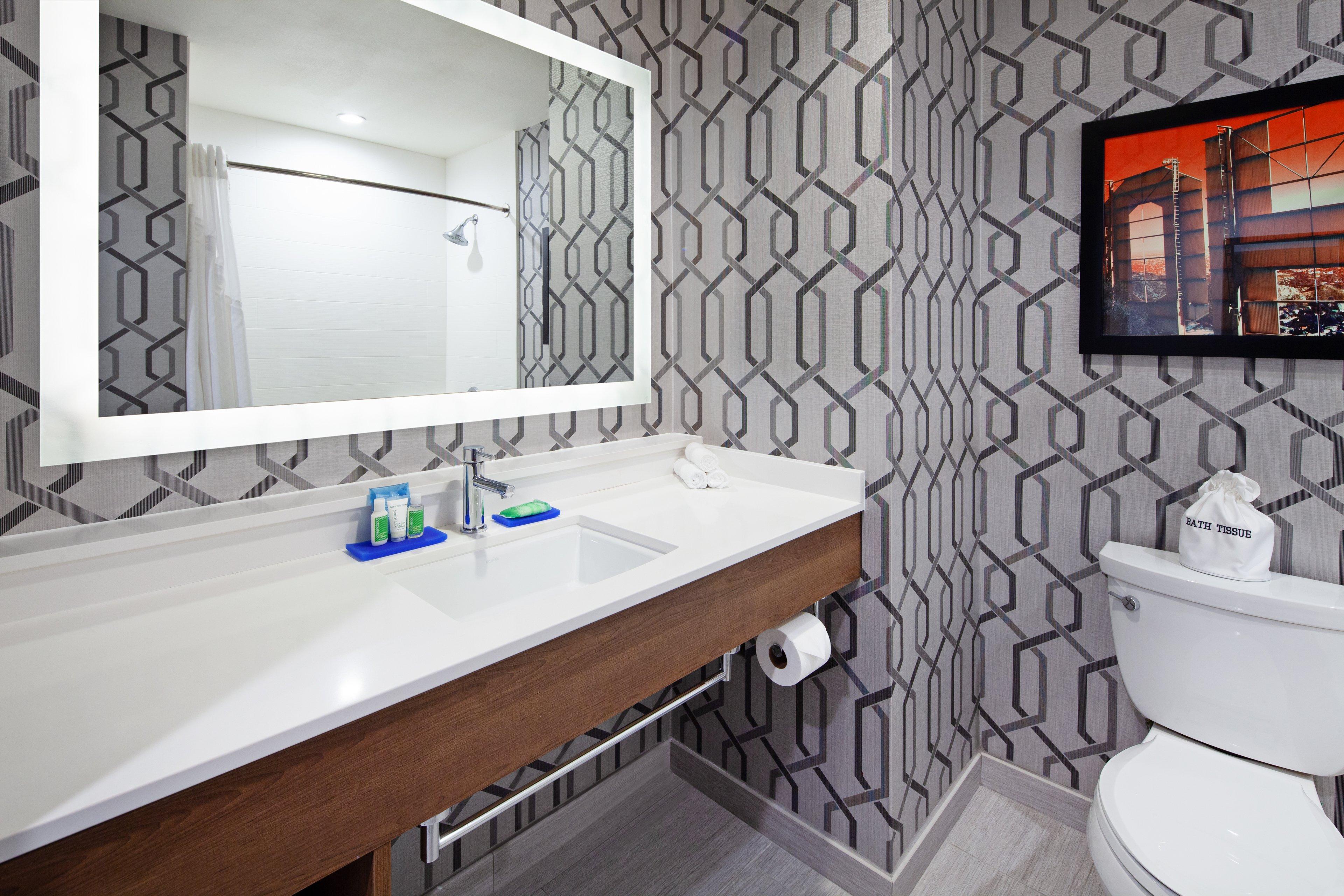 غرفة بسرير كينج، Holiday Inn Express Hollywood Walk of Fame An Ihg Hotel 3/7