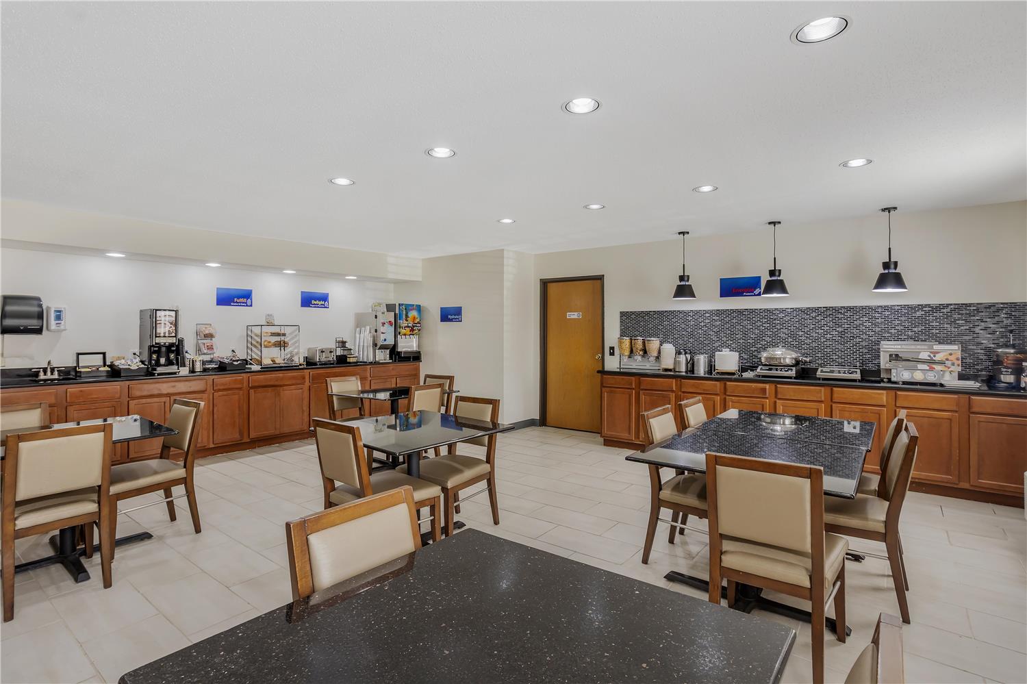 Best Western Shippensburg Hotel 45/58
