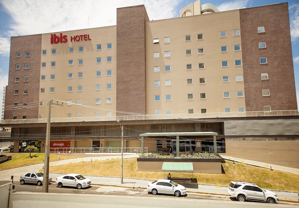 Ibis Sao Luis 5/64