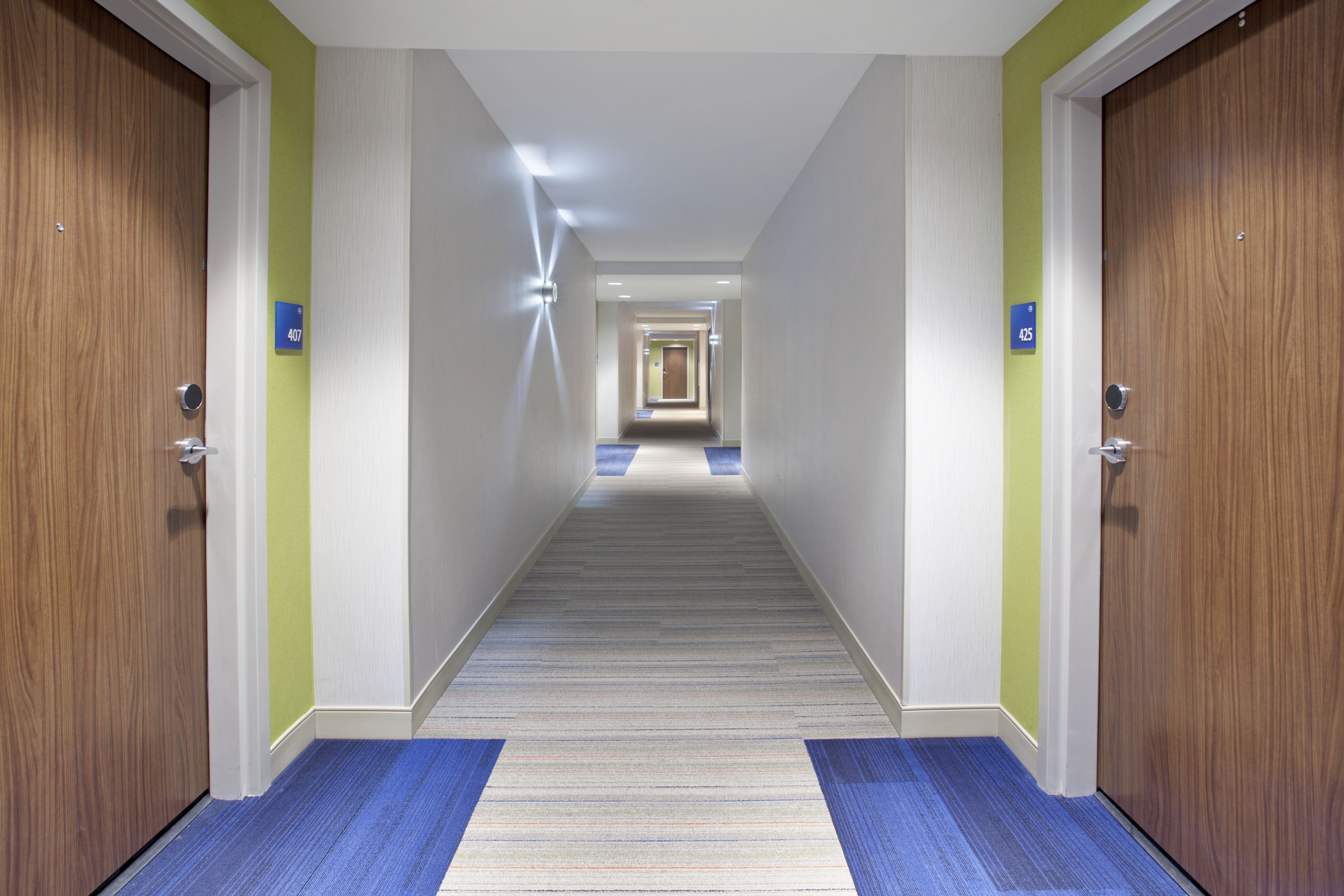 Holiday Inn Express and Suites Austin Downtown University 6/39