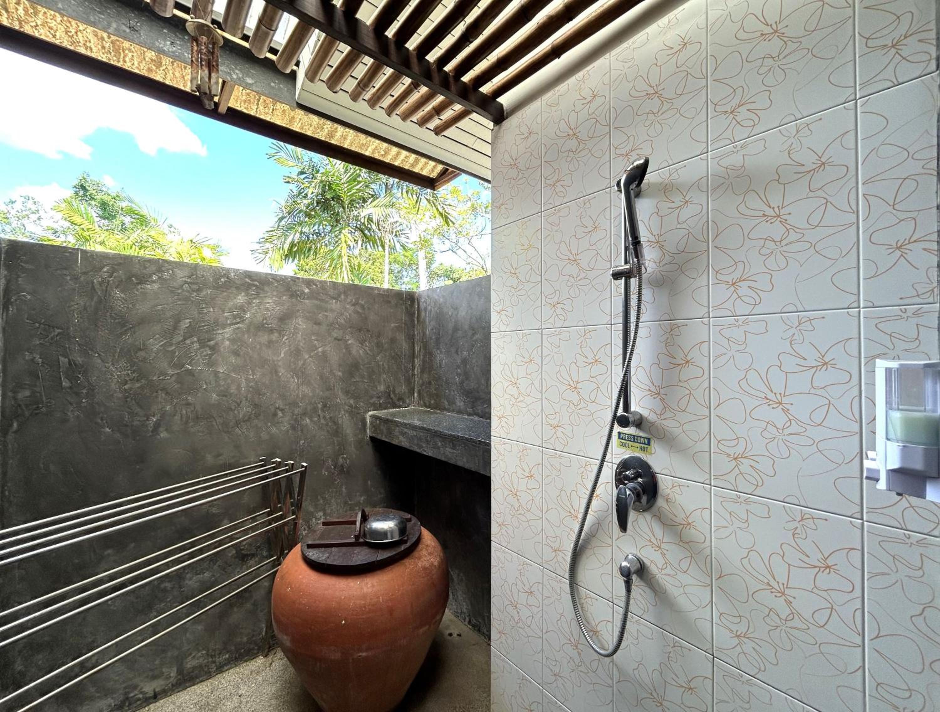 بنغل ثلاثي بسرير مزدوج بإطلالة على البحر مع أريكة، Islanda Hideaway Resort 4/5