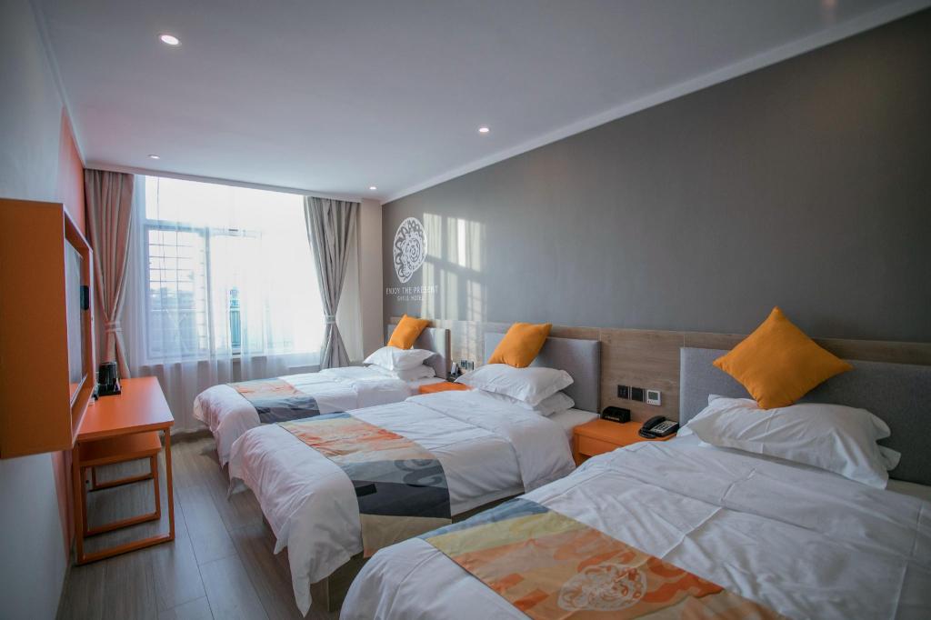Room at Shell Inner Mongolia Tongliao City Kailu County Century Plaza Hotel, Tongliao