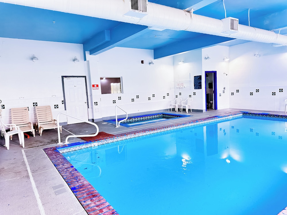 Coratel Inn and Suites By Jasper Ocean Shores 21/50