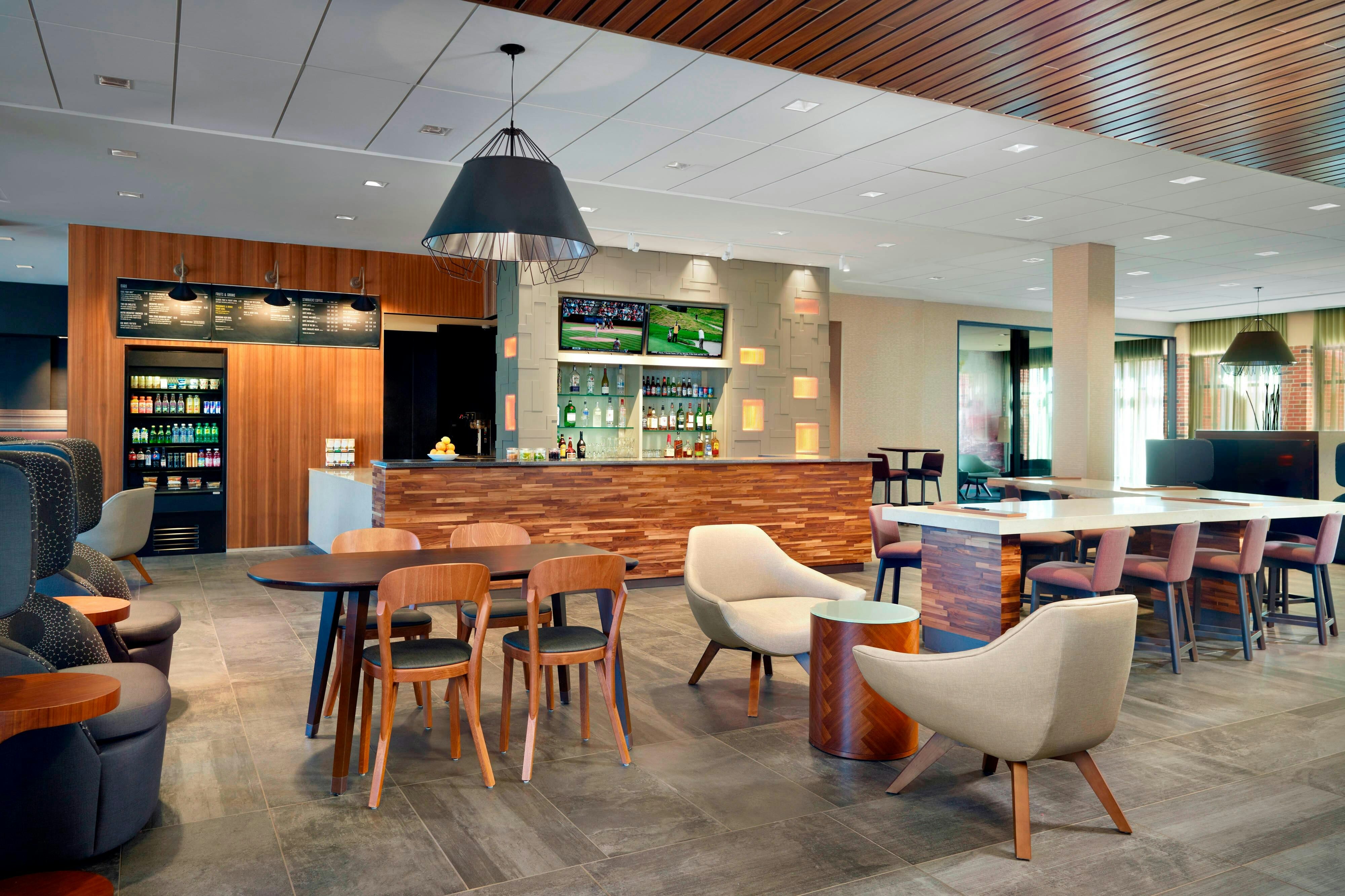 Courtyard By Marriott Lagrange 29/45