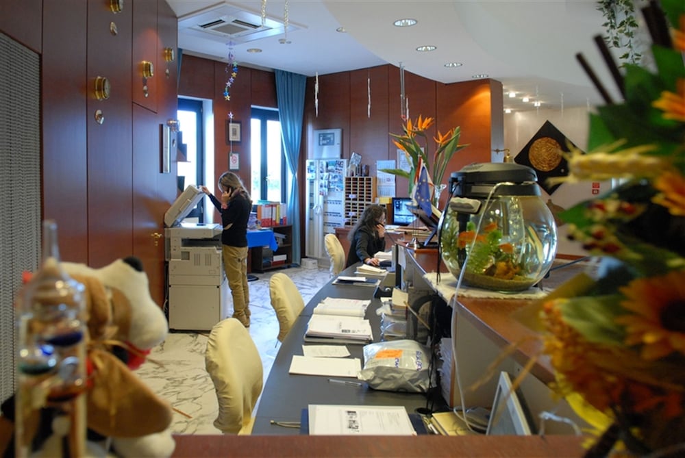 Best Western Hotel Nettuno 37/39