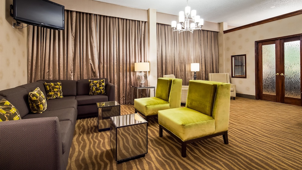Best Western Plus Richmond Airport Hotel 22/30