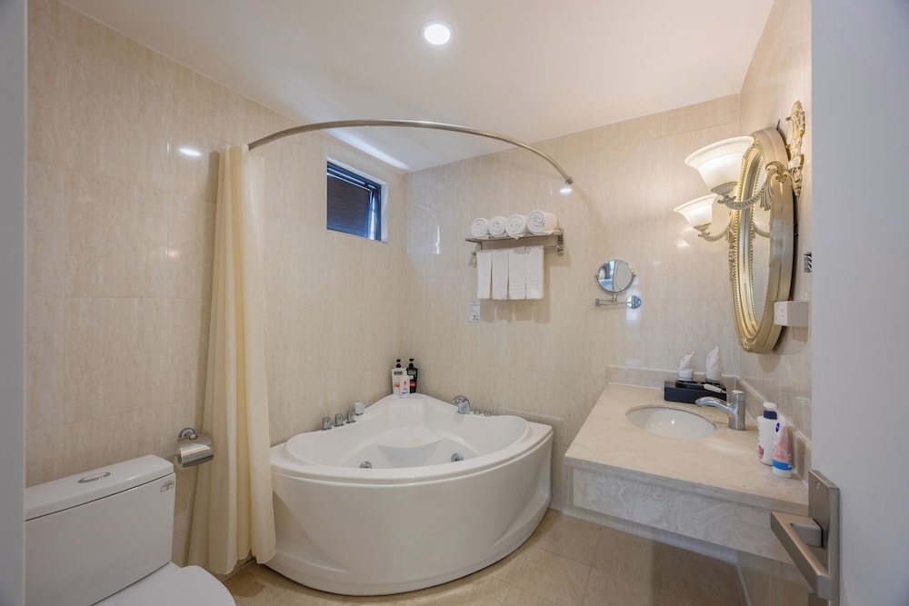 A25 Hotel - 255 Le Thanh Ton 47/51