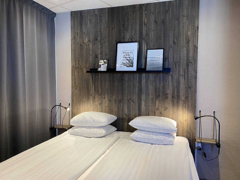غرفة بسرير كوين بإطلالة على المدينة، Karlskrona Hostel 2/3