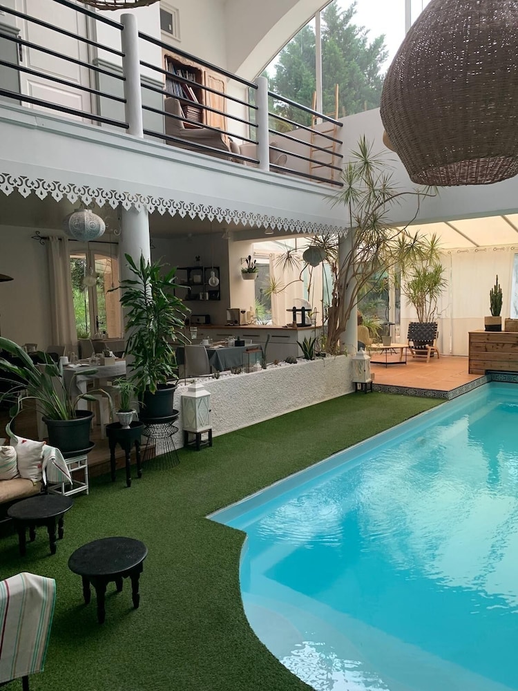Villa Ambrosia 44/50