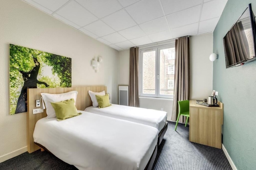 ROOM, SINGLE
