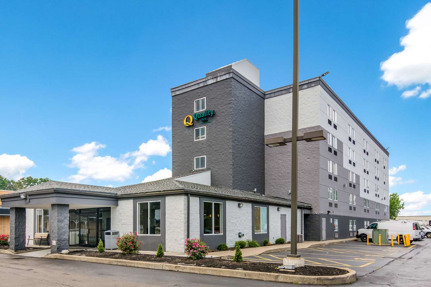 Quality Inn Rochester West 4/32