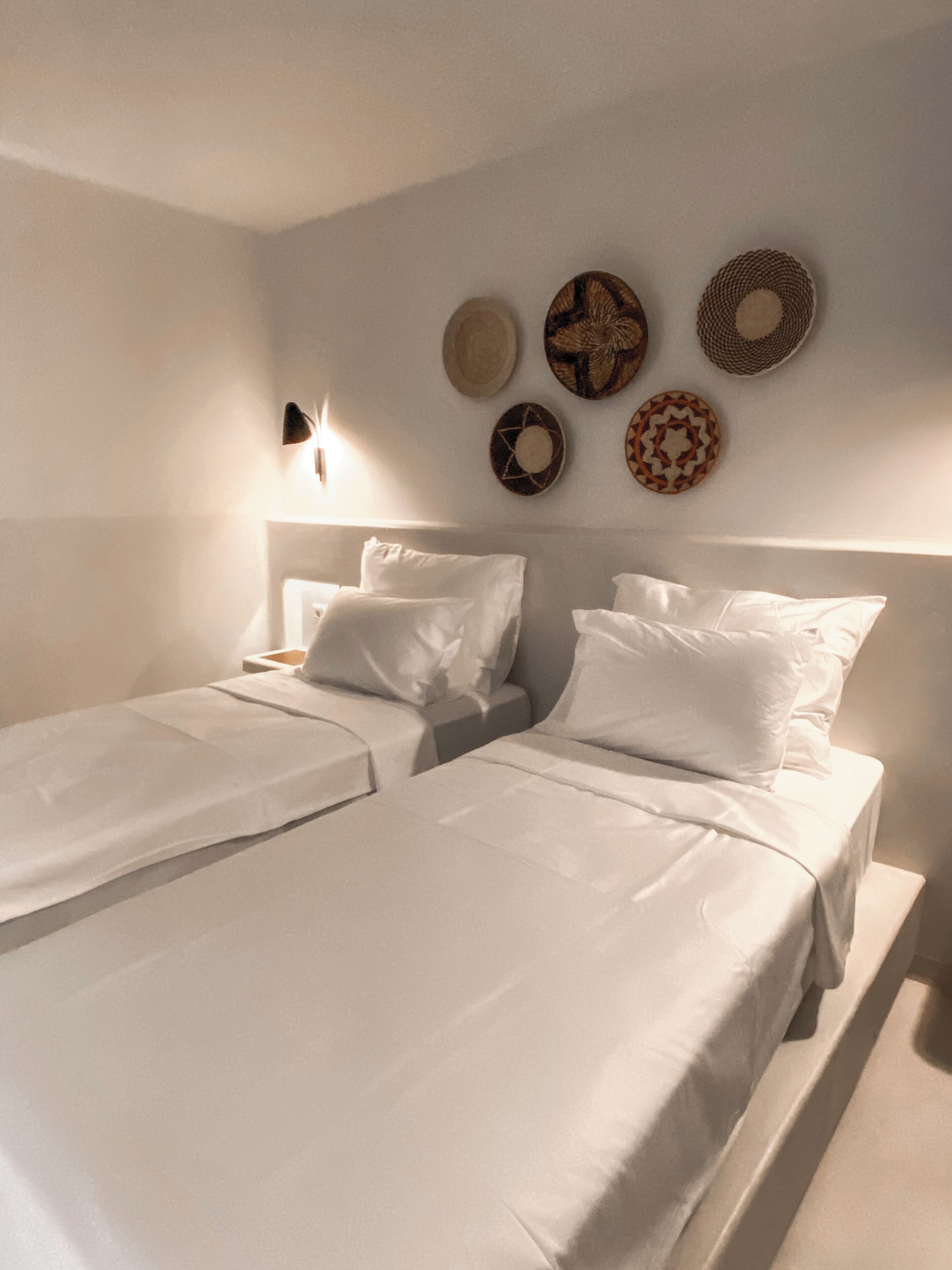 SUITE, TWIN BEDS, GARDEN VIEW