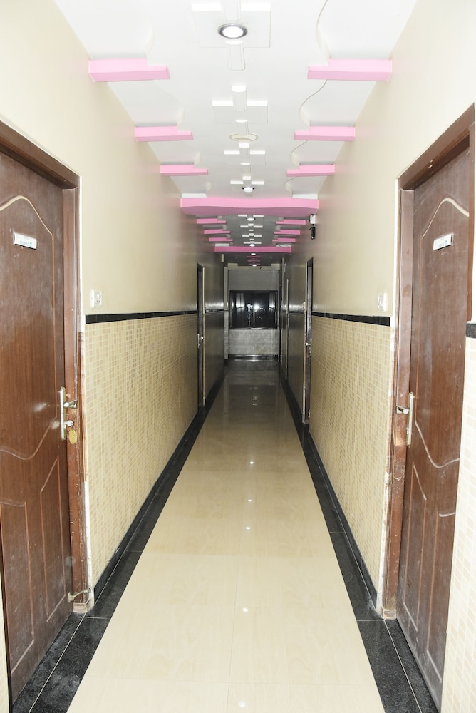 Hotel Delta Executive 3/28