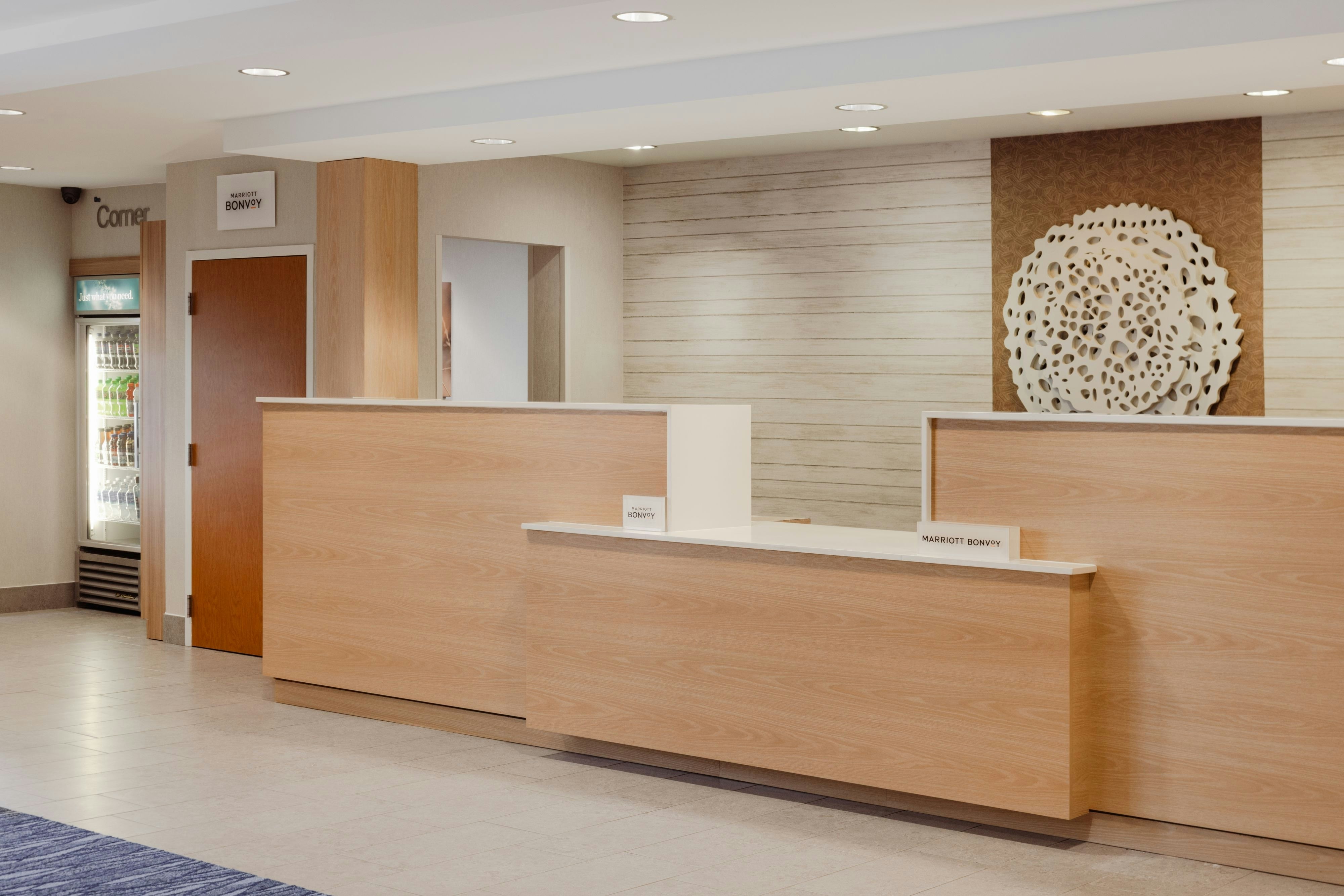Lobby at Fairfield Inn Suites Muskegon Norton Shores, MUSKEGON - MI