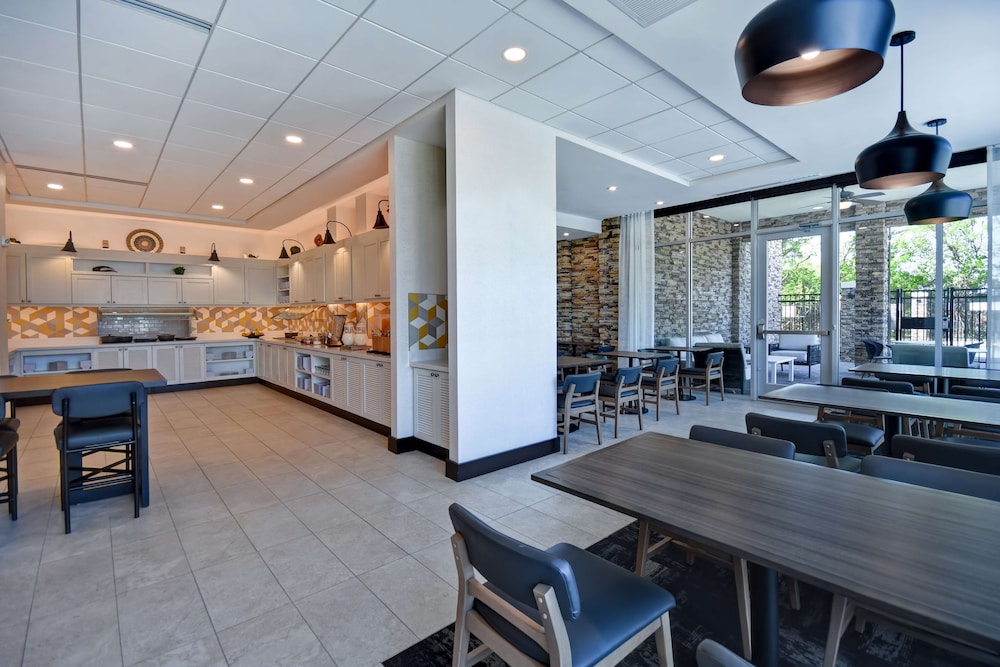 Hyatt Place Huntsville 34/53