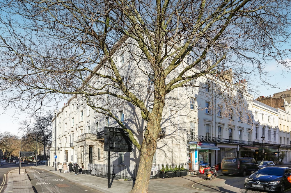 Assaha Hyde Park Apartments 42/50