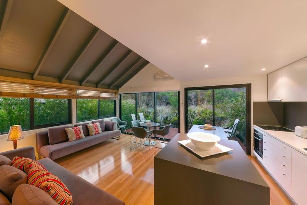 Southern Ocean Villas 22/33