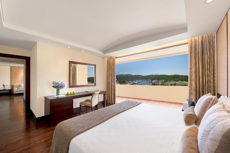 1 Bedroom, Superior, Suite, Sea or Marina View