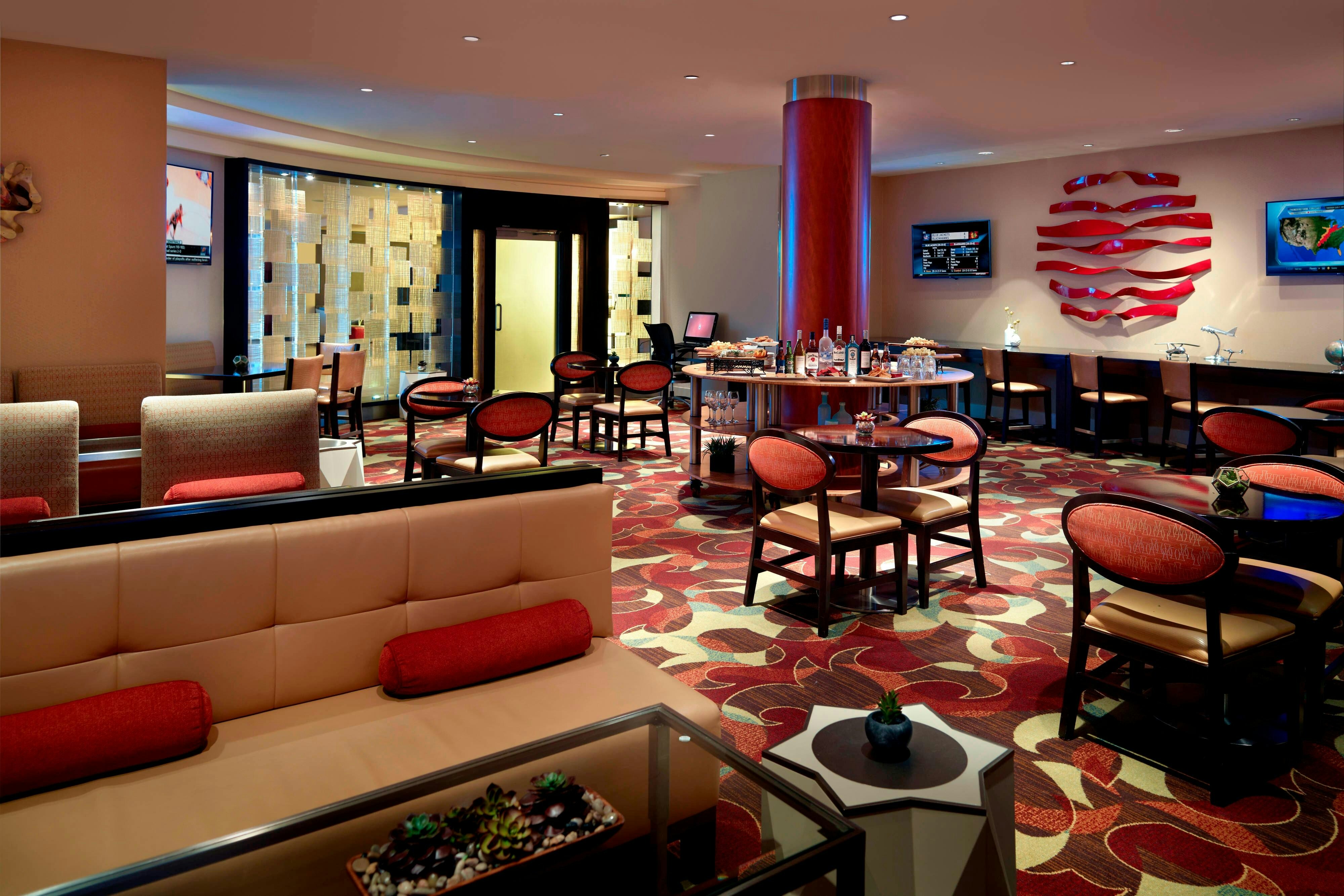 Washington Dulles Airport Marriott 13/19