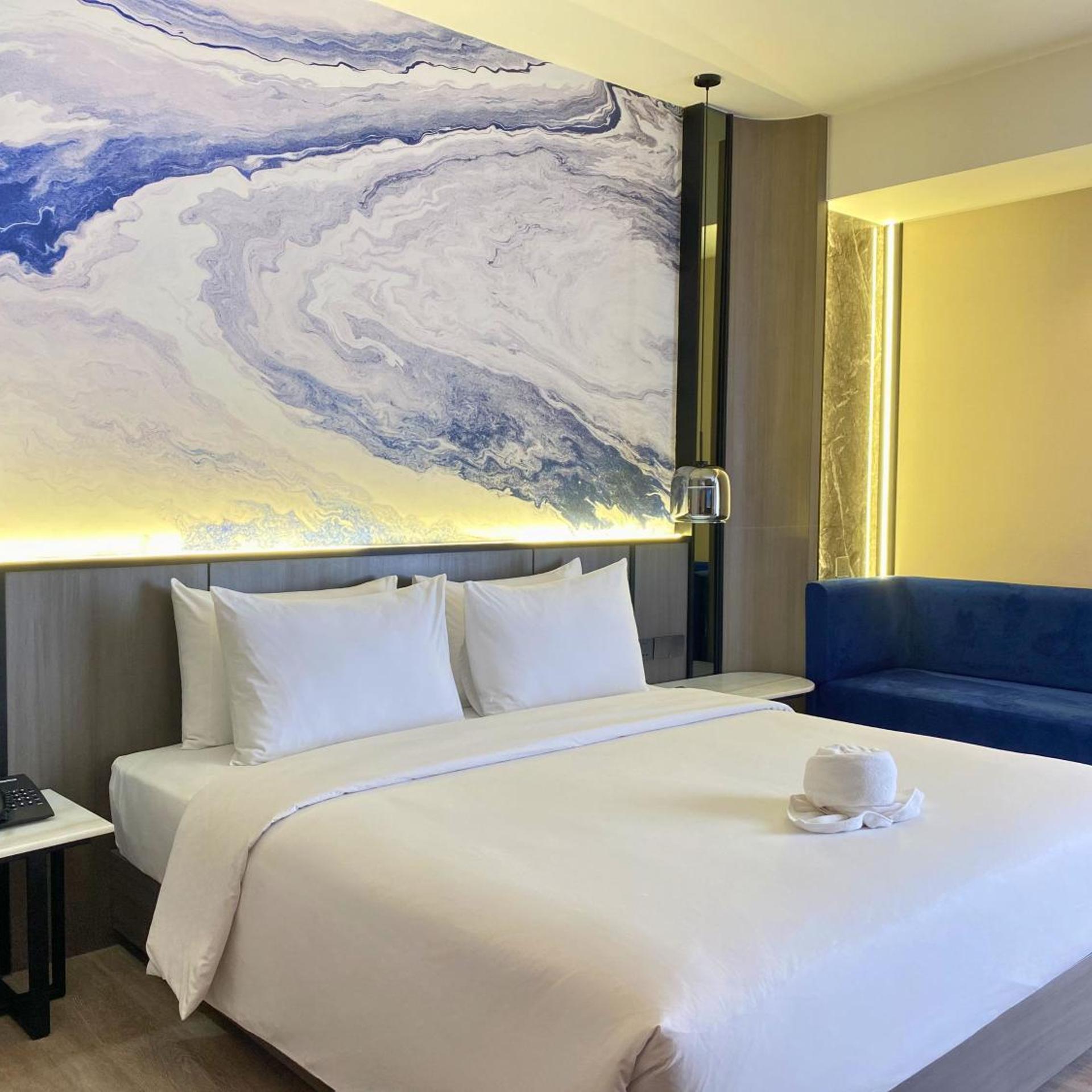 Zest, Suite, King Bed