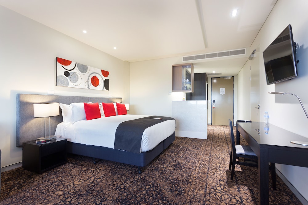 CALAMVALE HOTEL SUITES AND CONFERENCE CENTRE 9/44