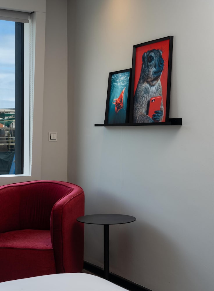 Radisson RED Cape Town V&A Waterfront 27/49