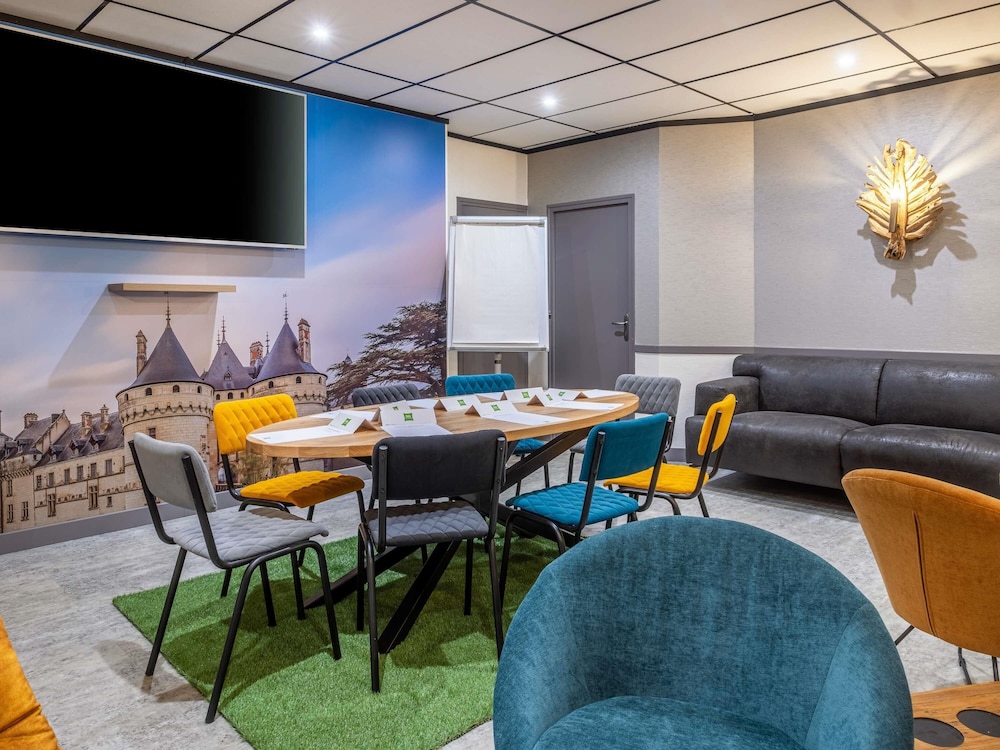 ibis Styles Blois Centre Gare 59/68