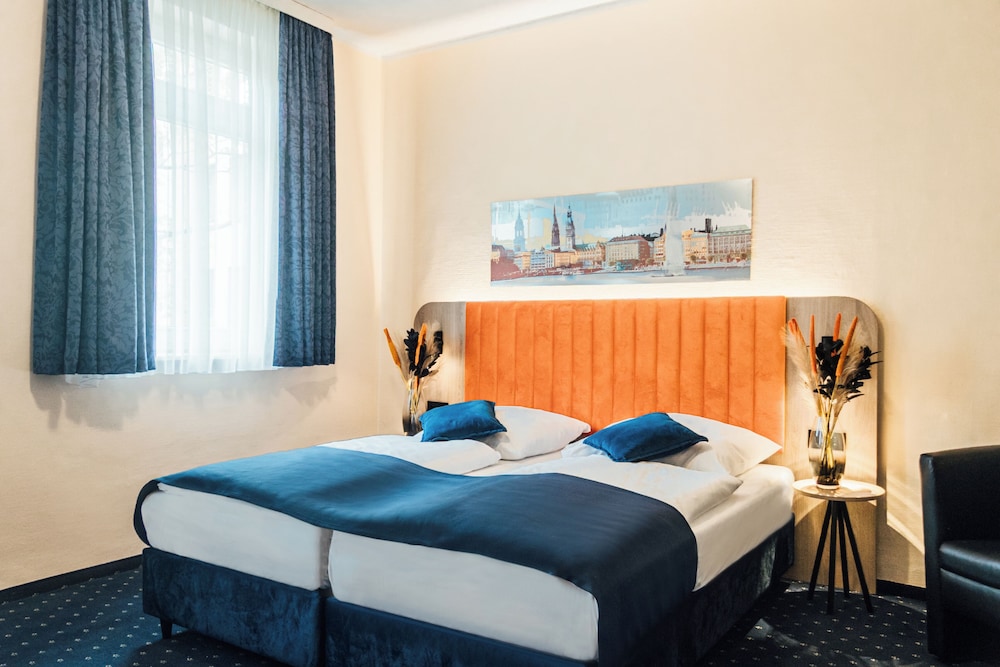 Centrum Hotel Commerz am Bhf Hamburg Altona 20/50
