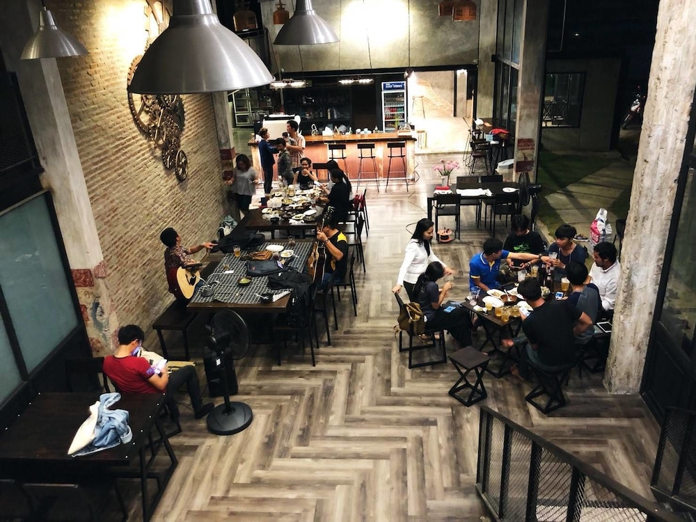 The Entaneer Poshtel - Hostel 35/42