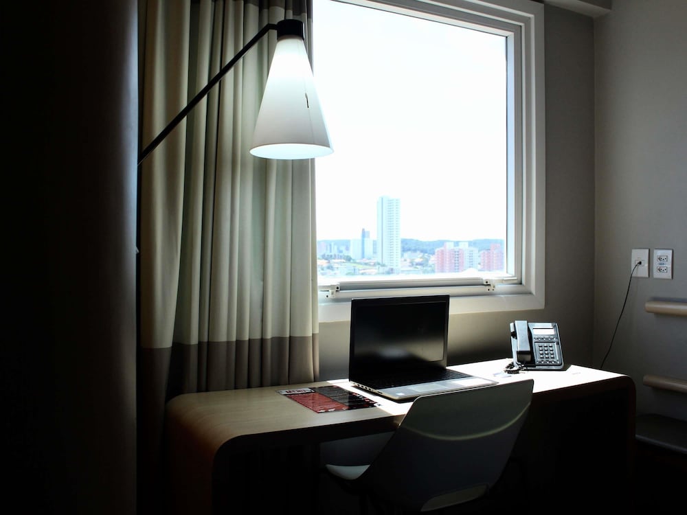 ibis Natal 49/64