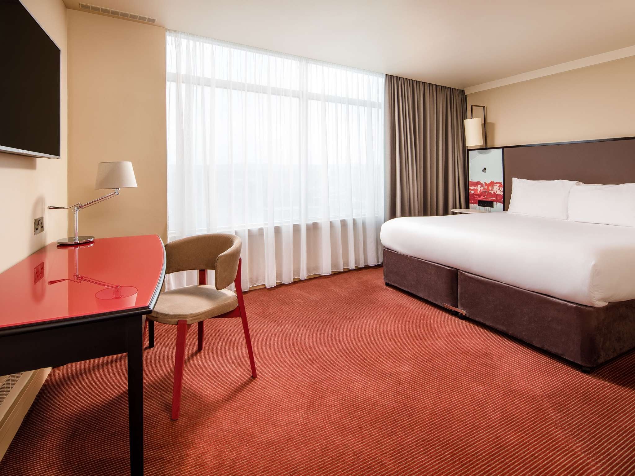 Holland House Hotel Cardiff By Sunday 12/60