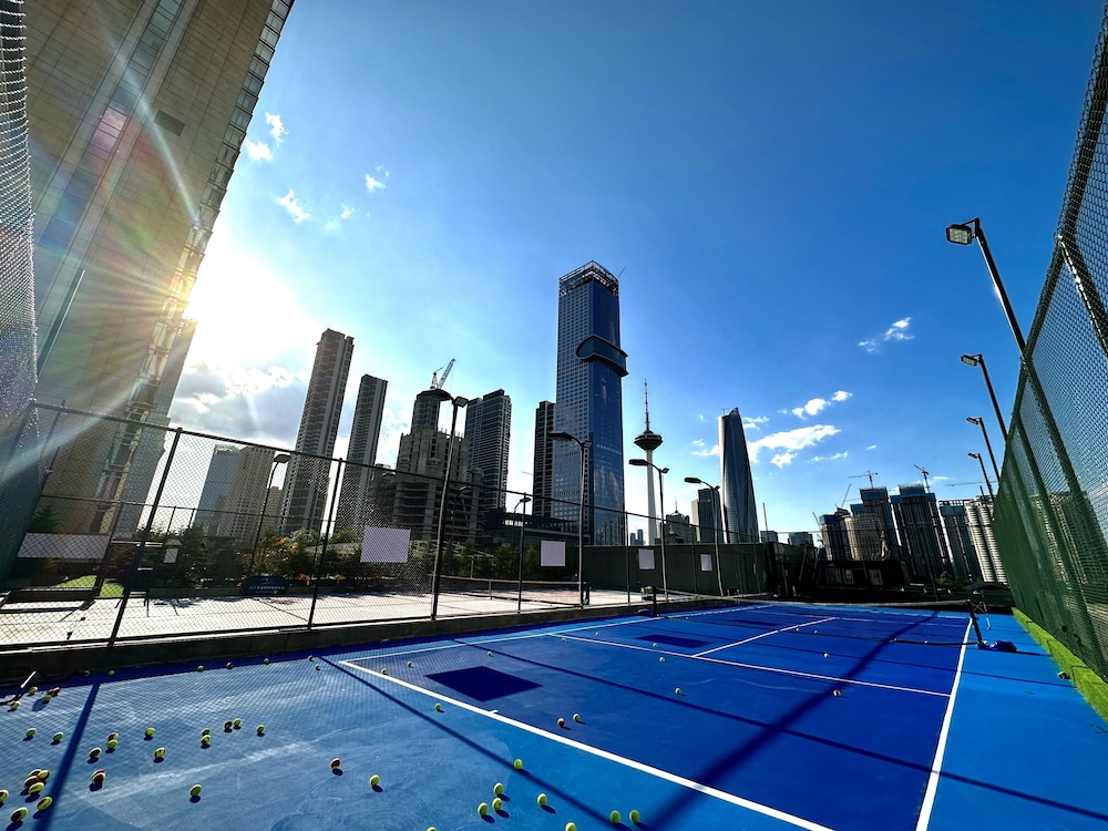 Shangri-La Shenyang 24/50