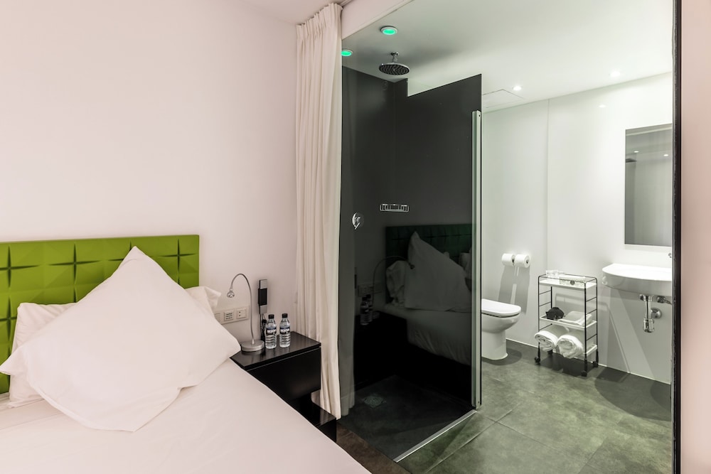 Hotel Mayerling 30/64