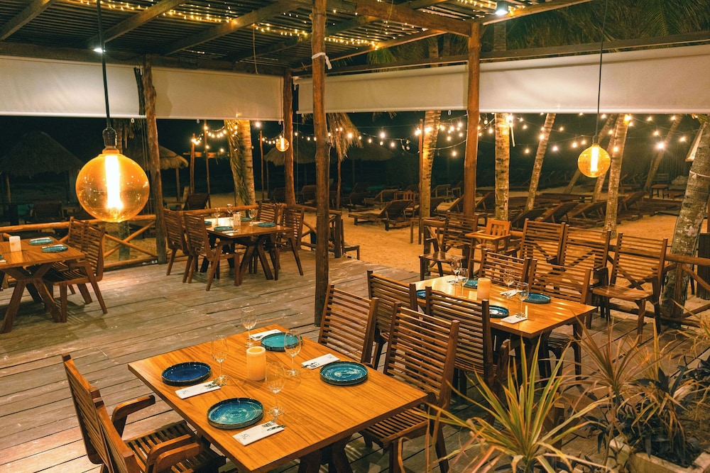 Hotel & Beach Club Ojo de Agua 30/49