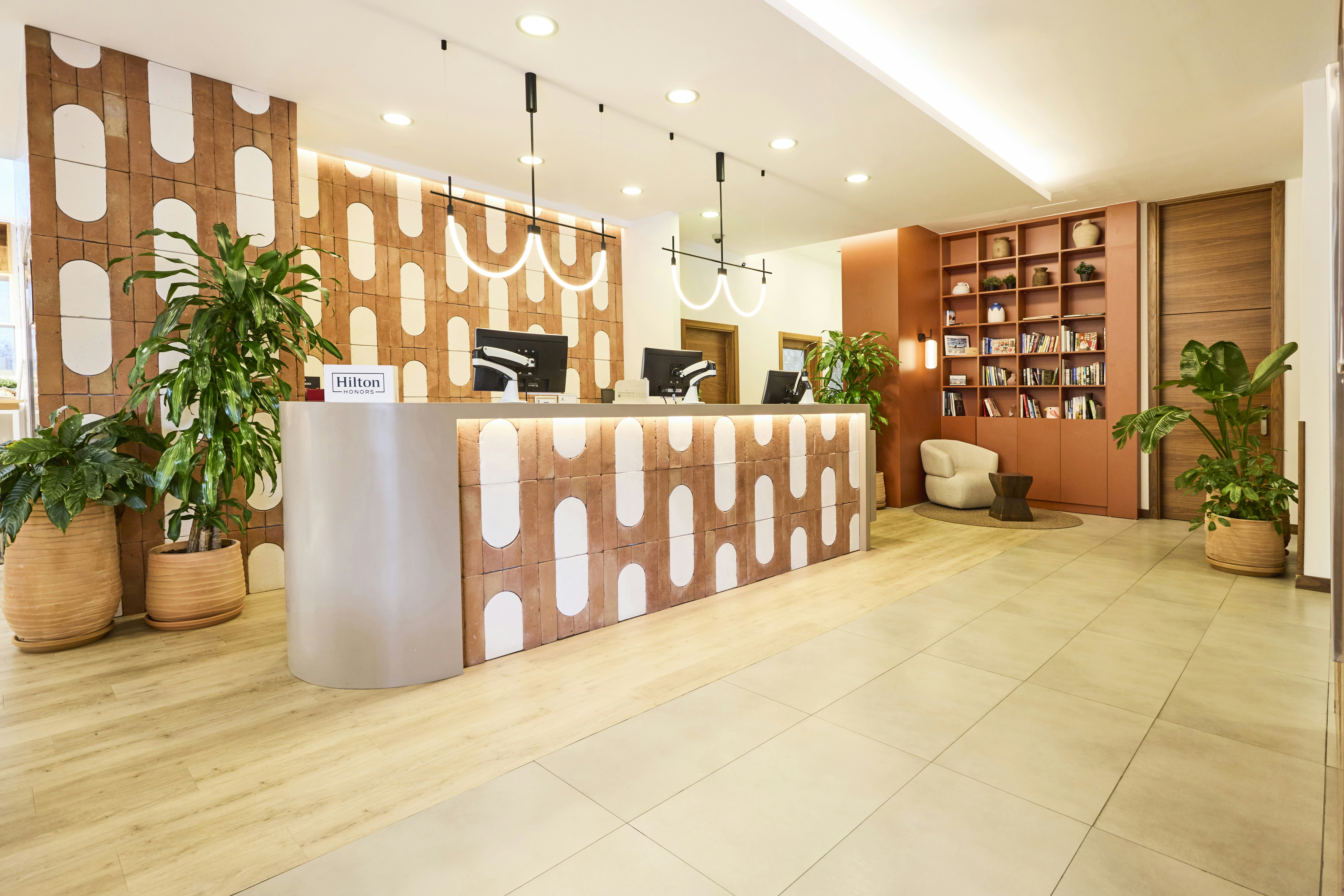 Hilton Garden Inn Sevilla 9/55