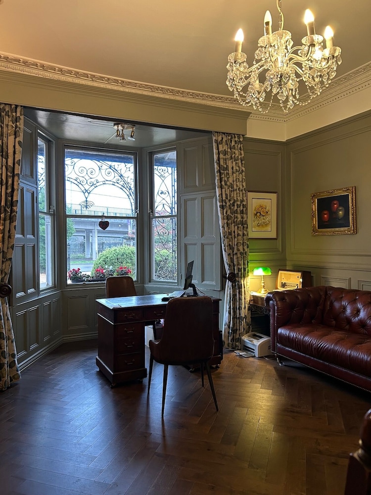 Belvedere Lodge - B&B 49/67
