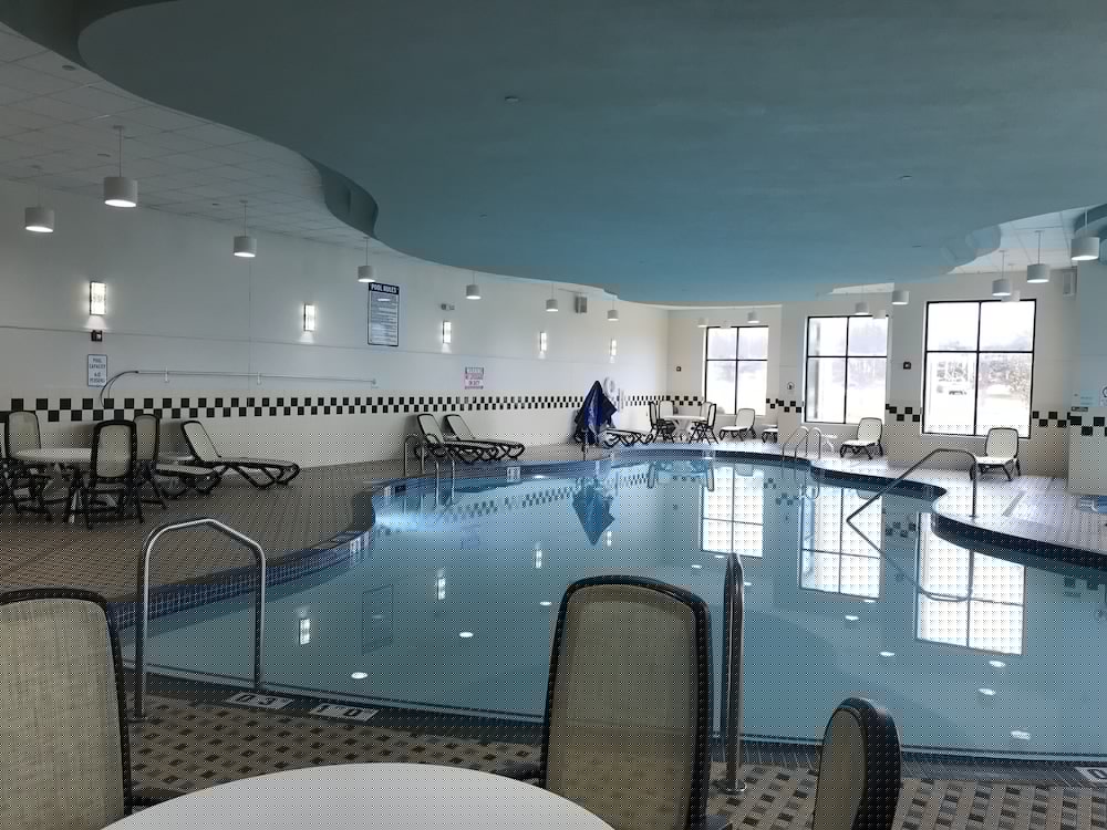 Holiday Inn & Suites Chicago Northwest - Elgin 3/62